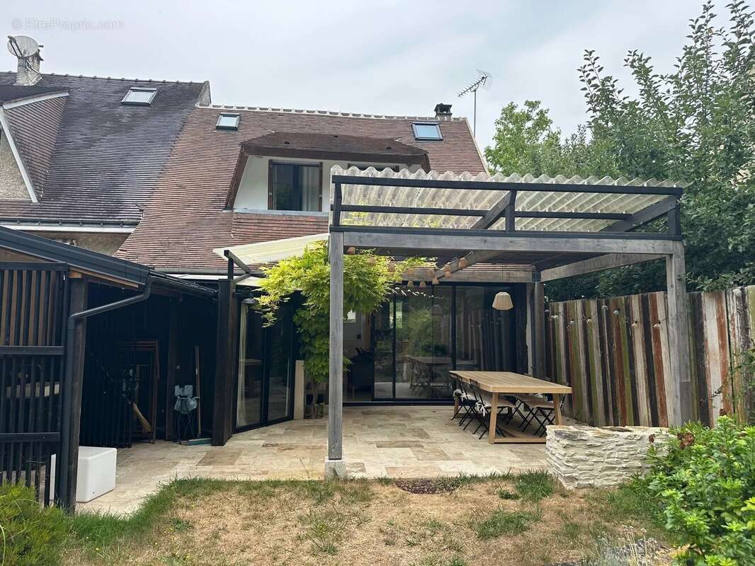 Maison de charme - Avilly-Saint-Leonard - 485 000 € HAI - photo 11