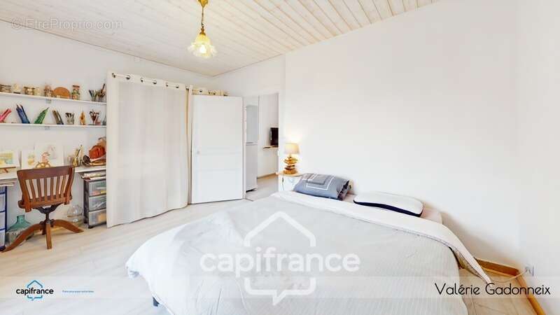 Dpt Vendée (85),  Maison charentaise rénovée avec dépendances et terrain à bâtir – Vix - photo 14