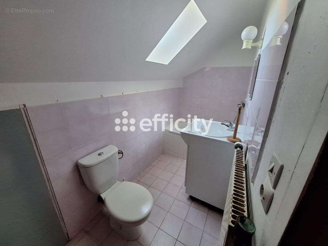 Maison à PARCE-SUR-SARTHE