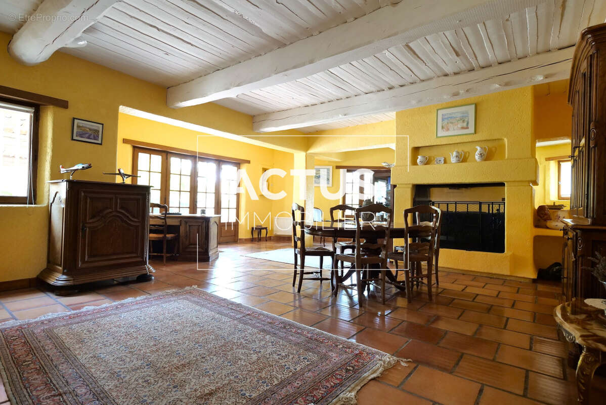 Maison à SALON-DE-PROVENCE