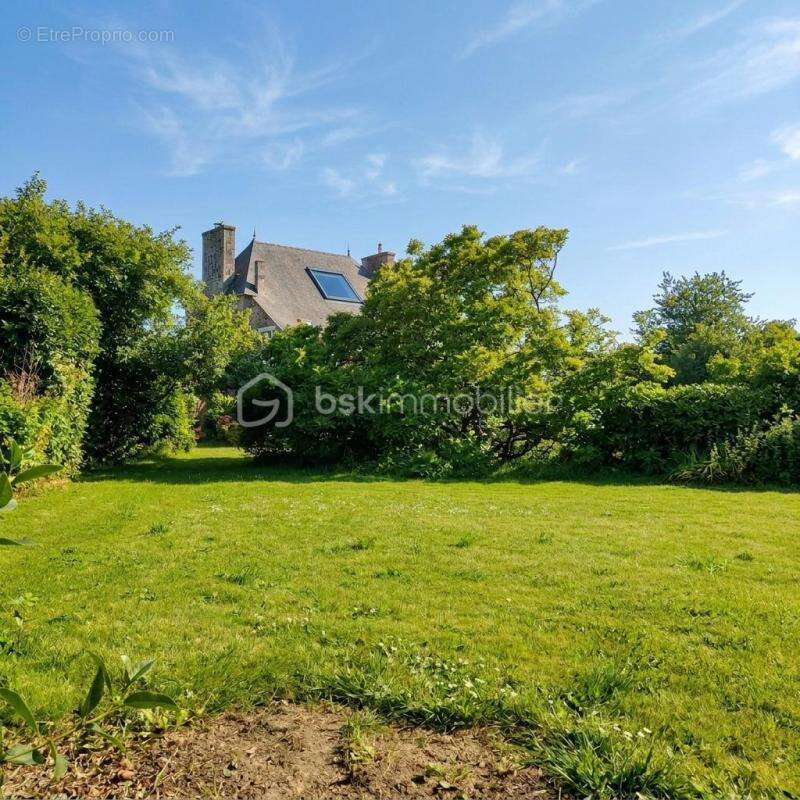 Terrain à bâtir de 550 m² – Bourg de Tréméreuc – 10 km de Dinard - photo 2