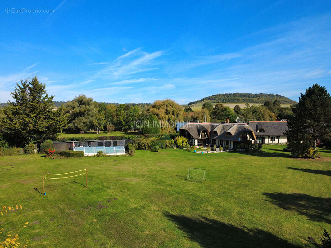 Maison à OSMOY-SAINT-VALERY