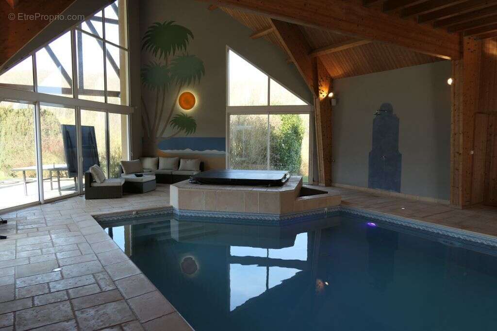 Maison à LA FERTE-BERNARD