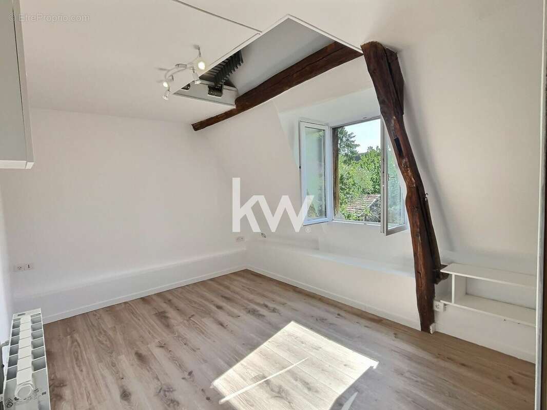 Appartement à MENNECY