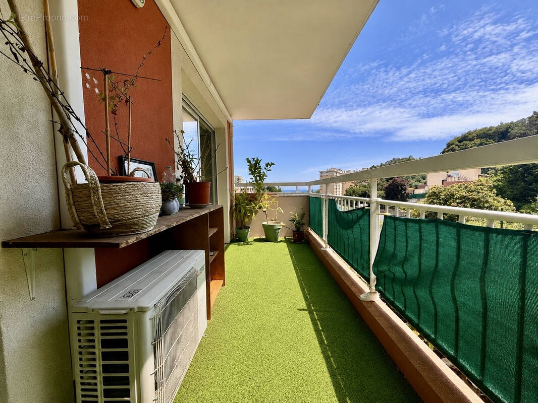Appartement à MENTON