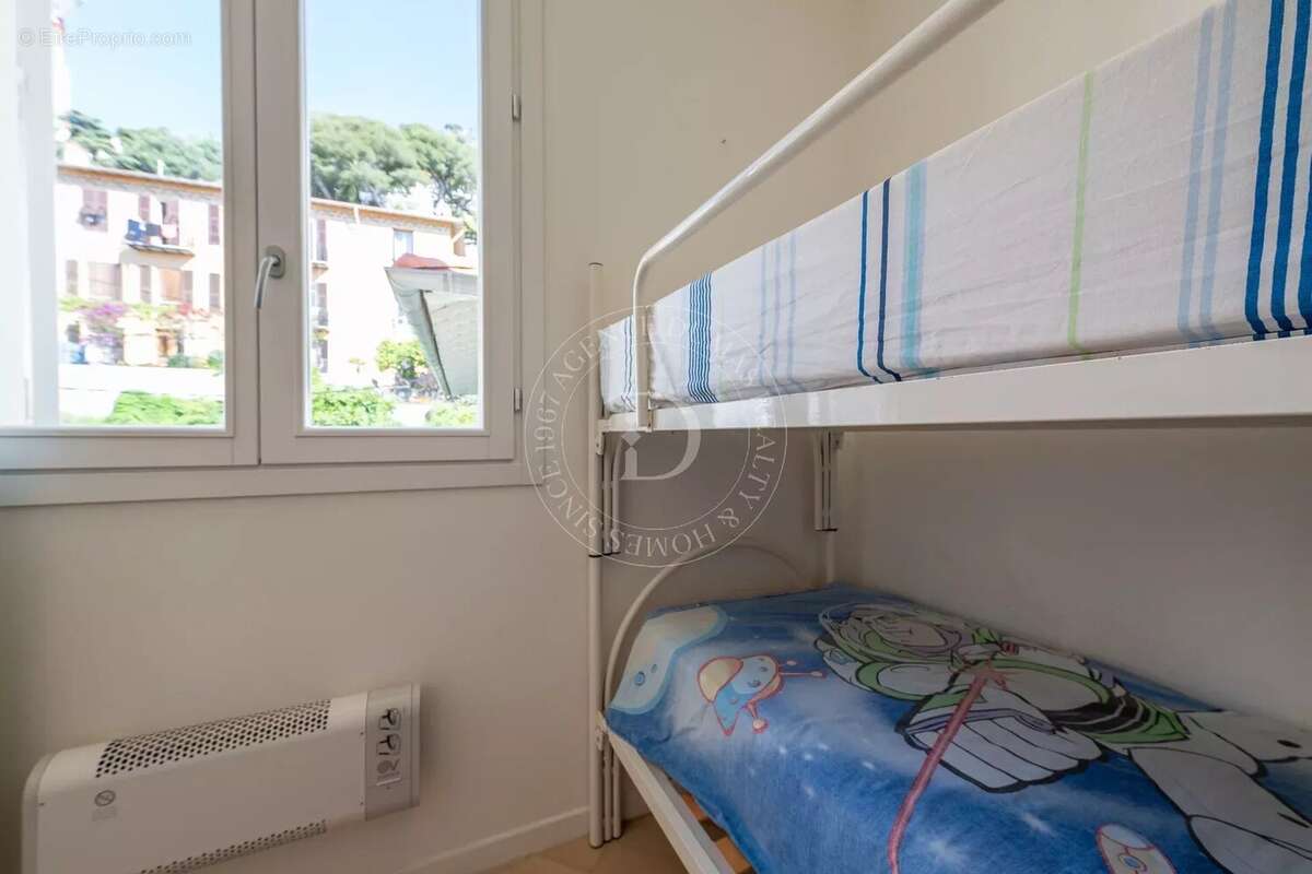 Appartement à BEAULIEU-SUR-MER