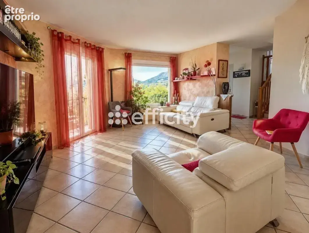 Maison 5 pièces 117 m² à vendre à Coublevie (38500) - photo 5