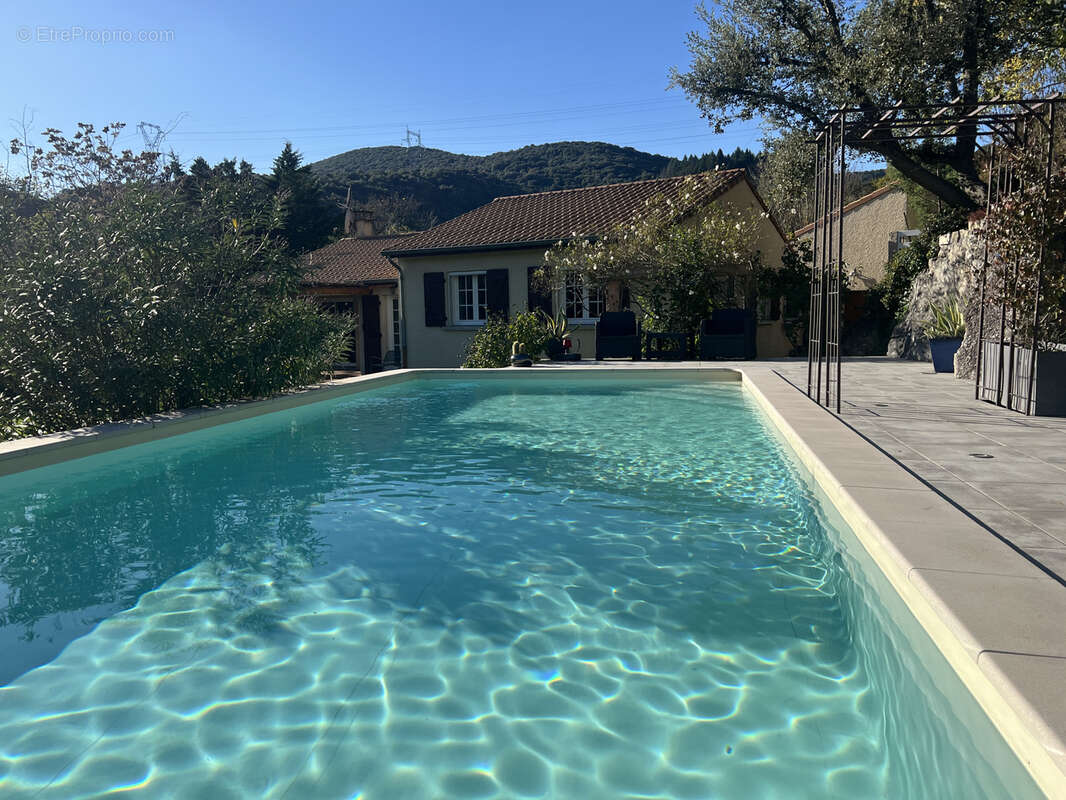 Maison à SAINT-PERAY