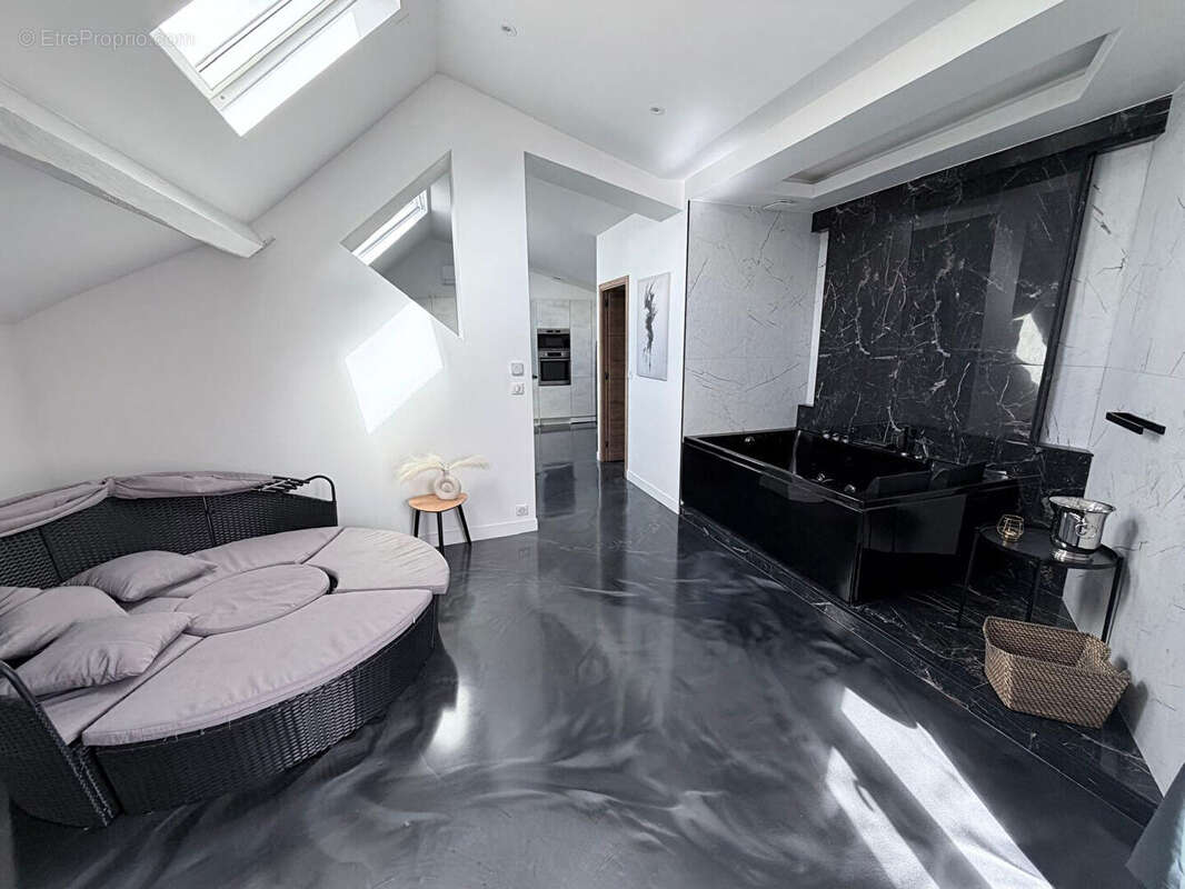 Appartement à CHAMPIGNY-SUR-MARNE