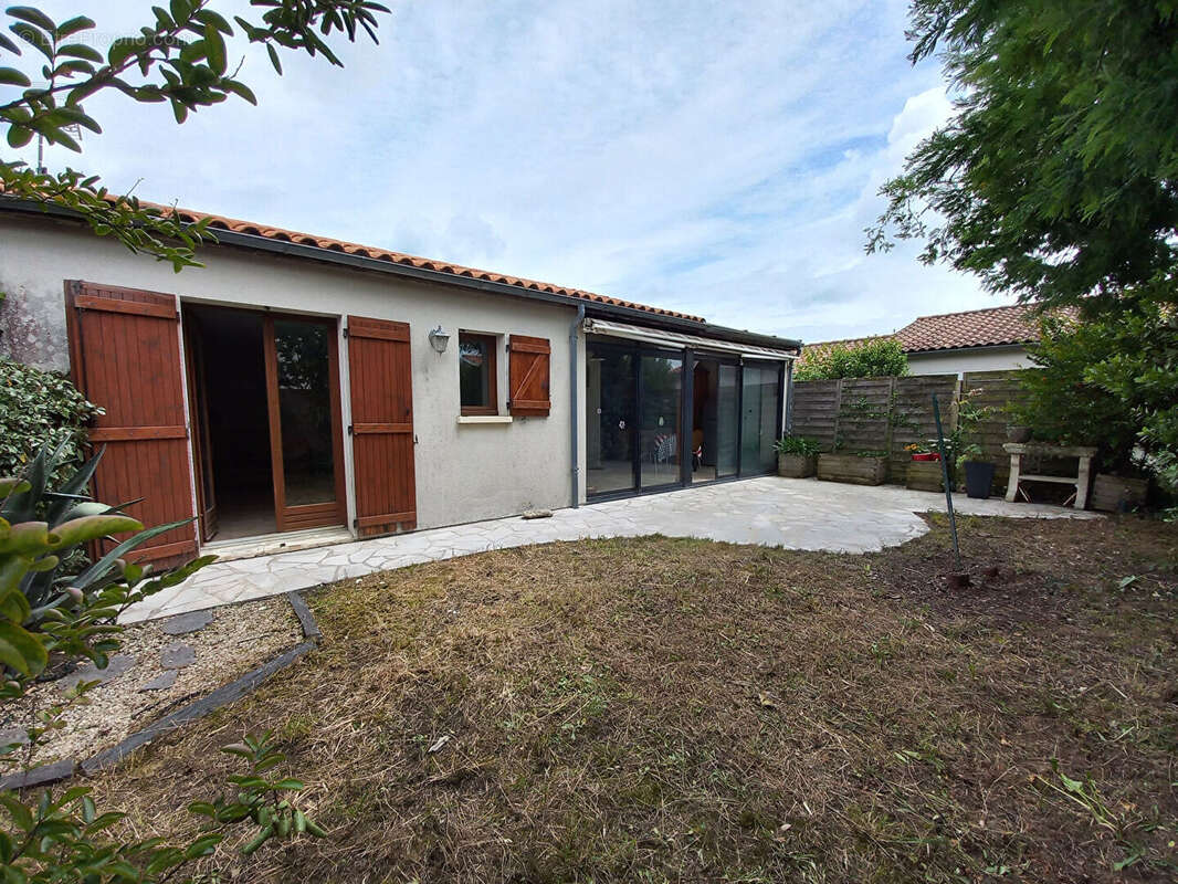 Maison 3 chambres avec terrasse et jardin clos - Résidence calme à faibles charges - photo 4