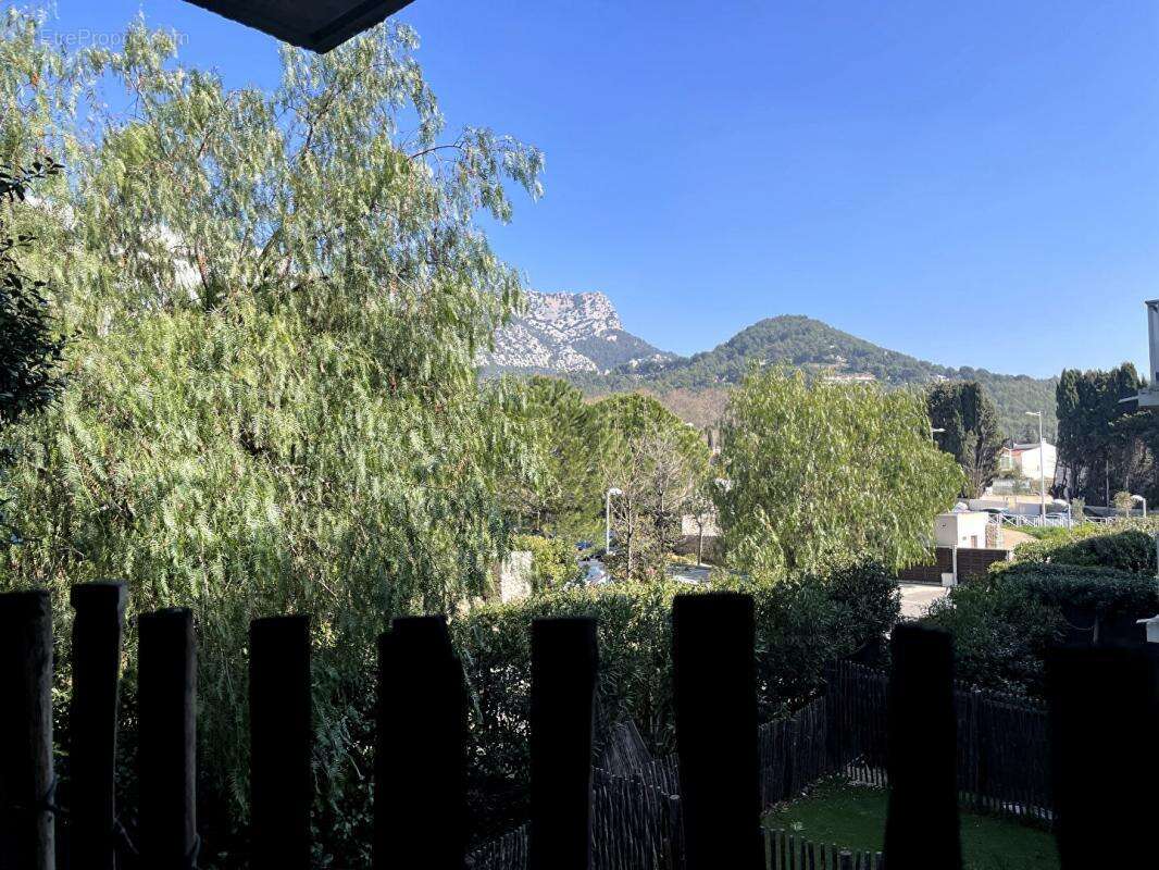 Appartement à LA VALETTE-DU-VAR