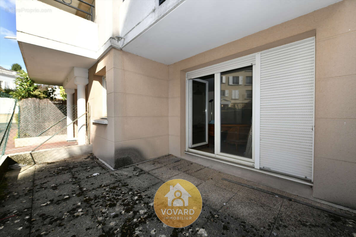 Commerce à SAINT-BRICE-SOUS-FORET