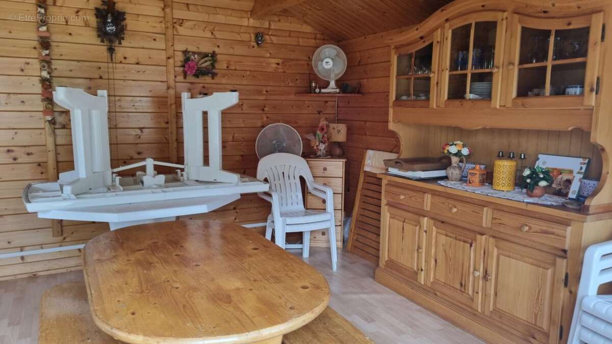 Terrain  constructible Saint Denis D' Orques 2900 m2 - photo 11
