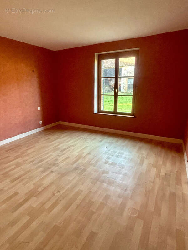 Maison à SAINT-ELIPH