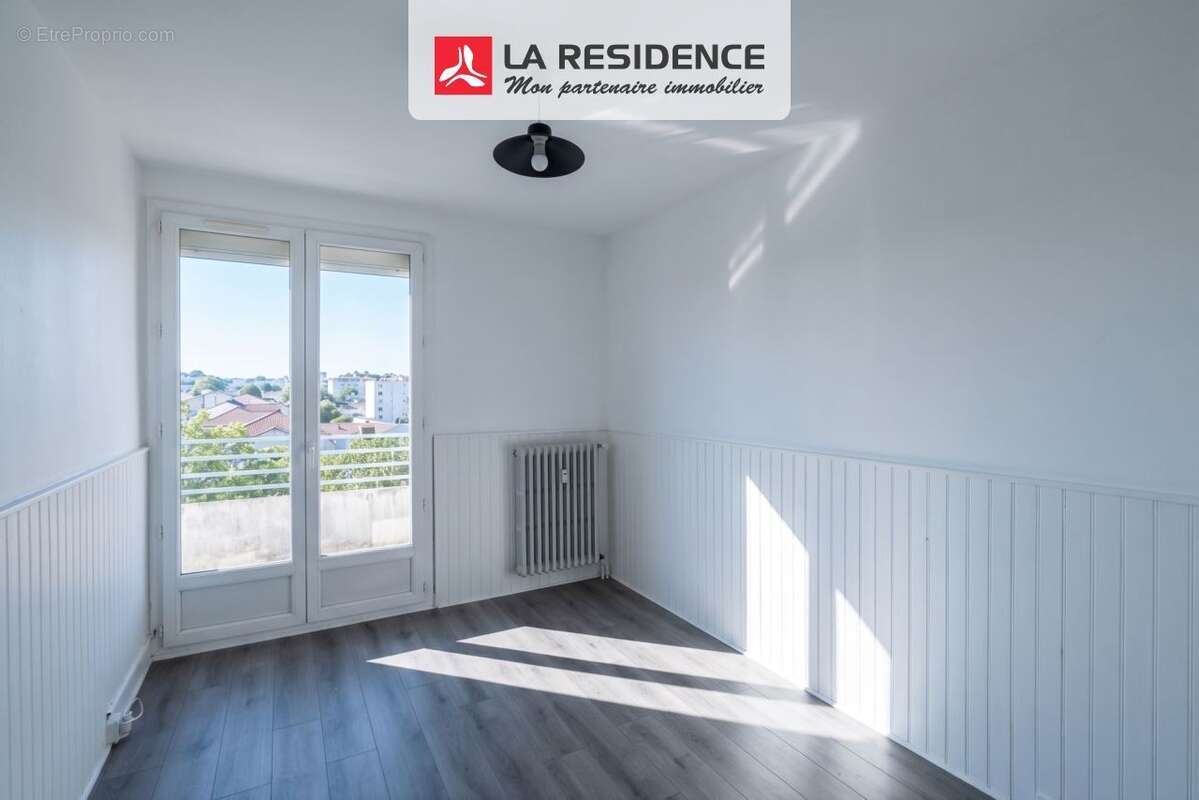 Appartement 79 m² à Valence  - photo 9