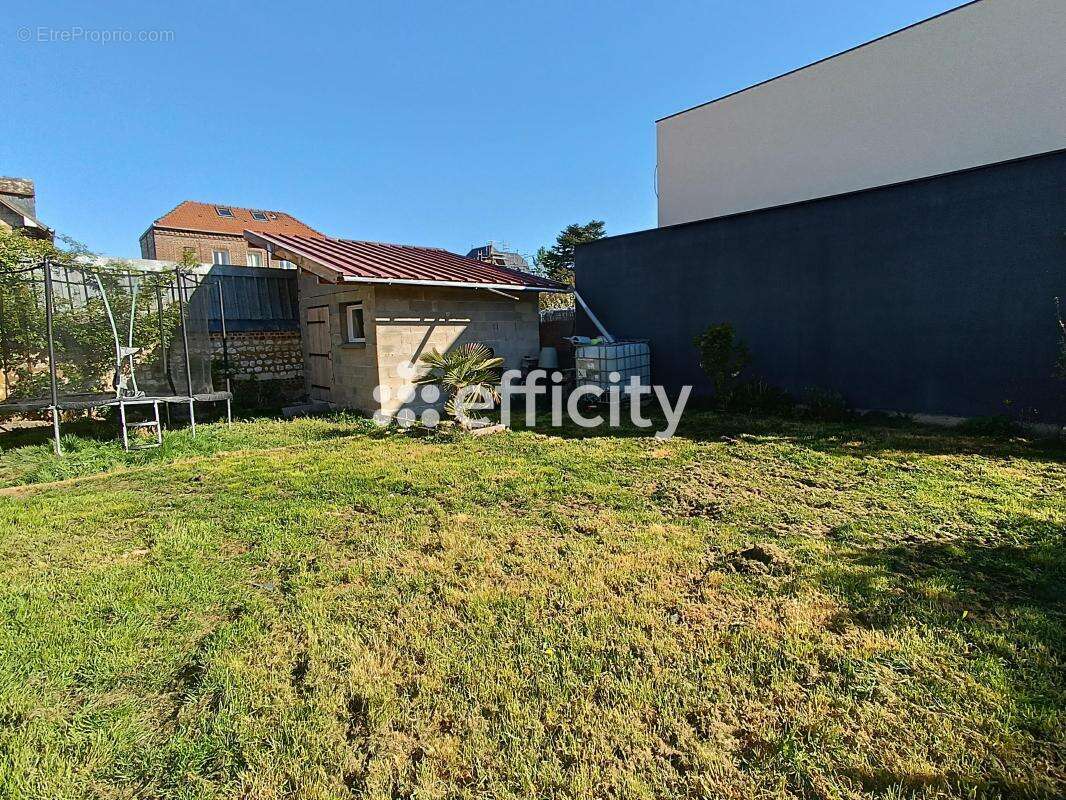 Maison à SAINT-PIERRE-LES-ELBEUF