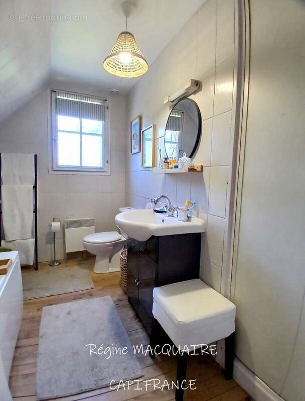 À vendre : Maison mitoyenne de 4 pièces,143 m2 env., 3 chambres sur un terrain de 1500 m2 avec panorama exceptionnel sur la camp - photo 19