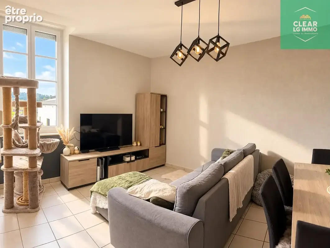 Appartement T2 avec parking et cave - photo 3