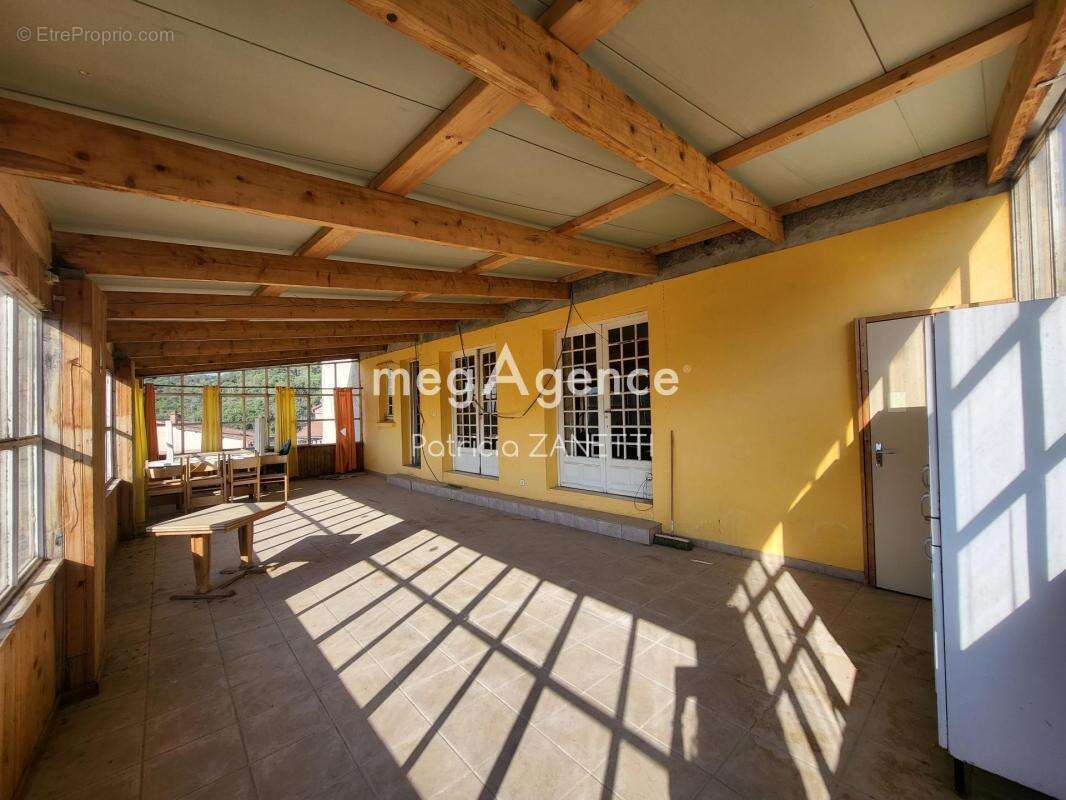 Maison 2 chambres, véranda, terrasse et garage - photo 6