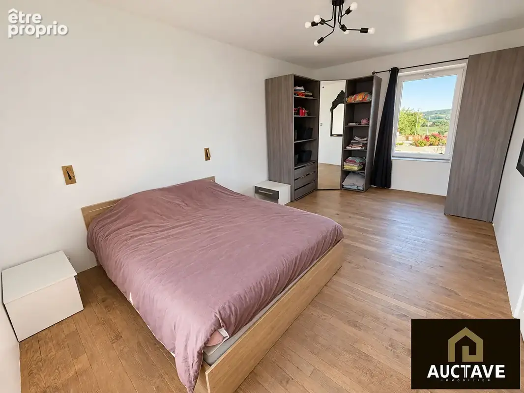 Maison en pierre avec 3 chambres, jardin et dépendances - photo 11
