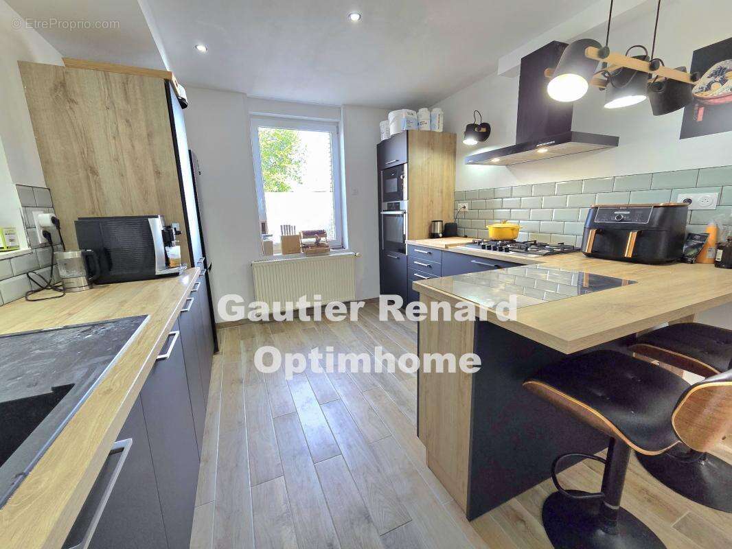 Maison de ville 116 m² – DPE A / GES A – 3 chambres + bureau – Jardin – Confort haut de gamme - 6 pièces CRESPIN (59) - photo 7