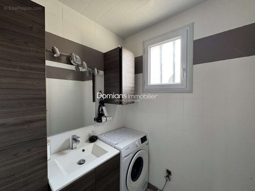Maison 100 m² à Pollestres  - photo 7