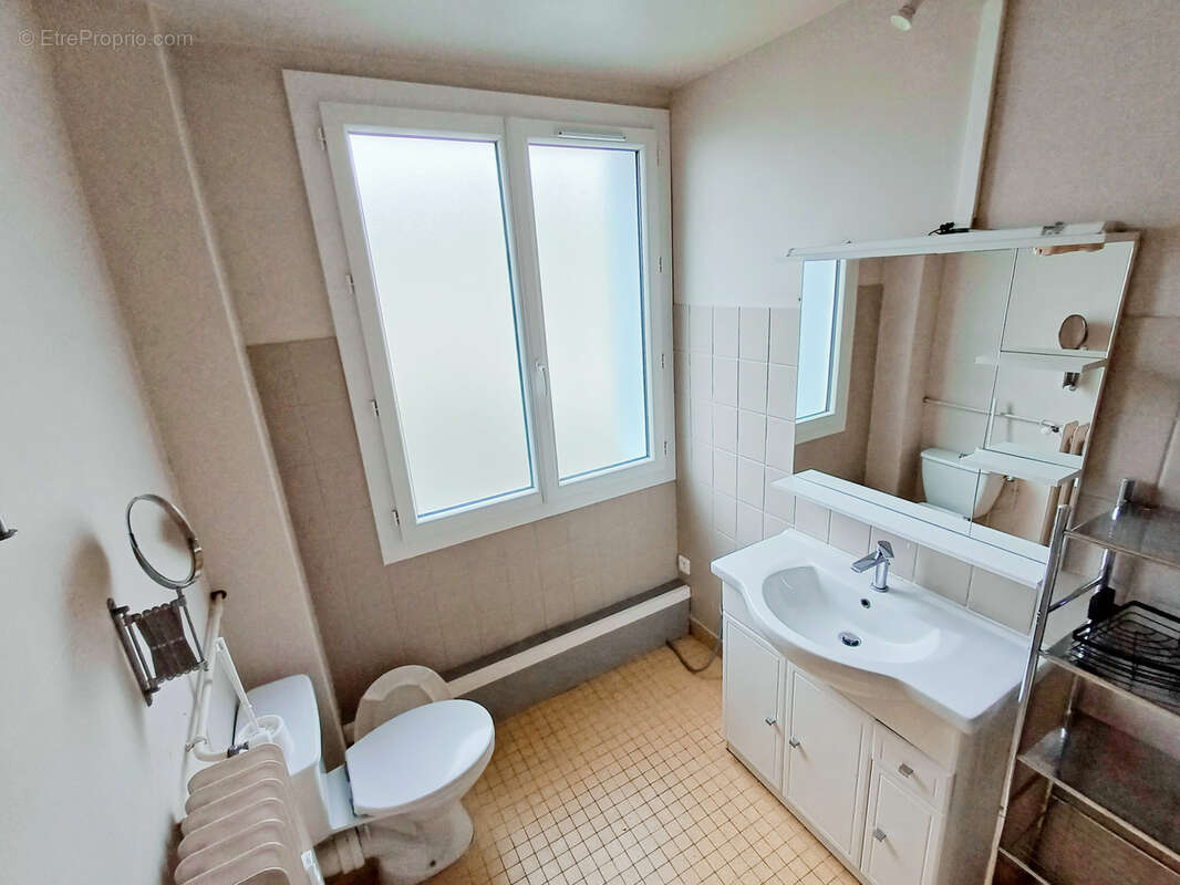 Appartement à AUBENAS