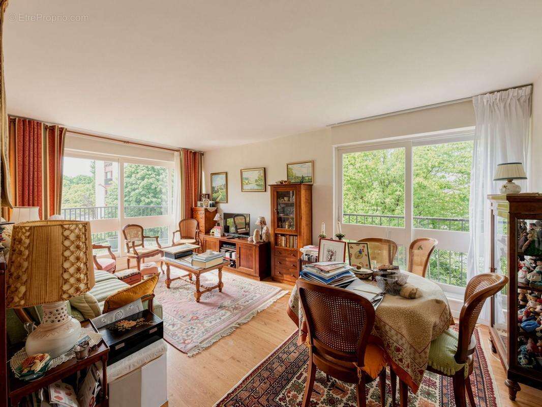 Appartement à LE CHESNAY