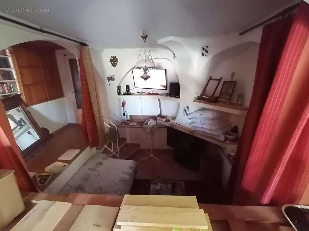 Appartement à MARSEILLE-11E