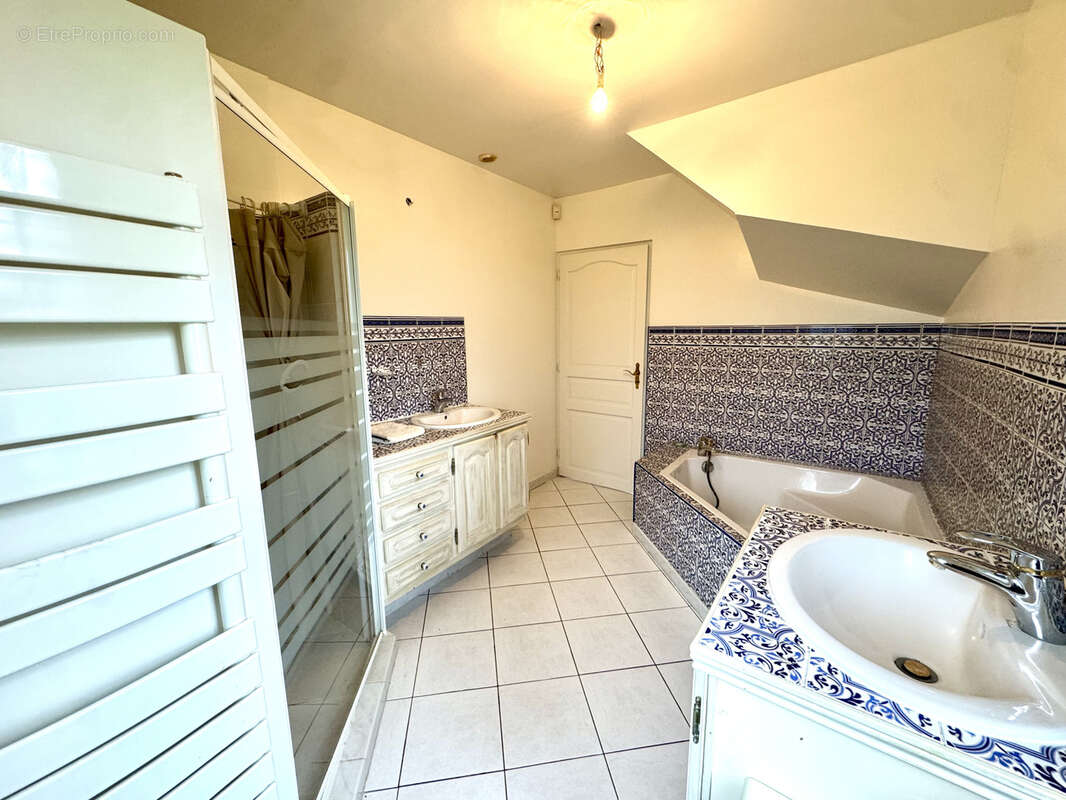 Maison à CHATEAU-L'ABBAYE