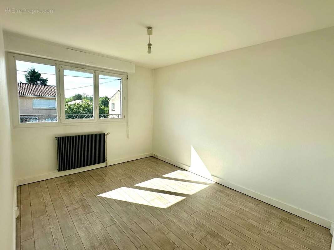 Maison à VILLENAVE-D'ORNON