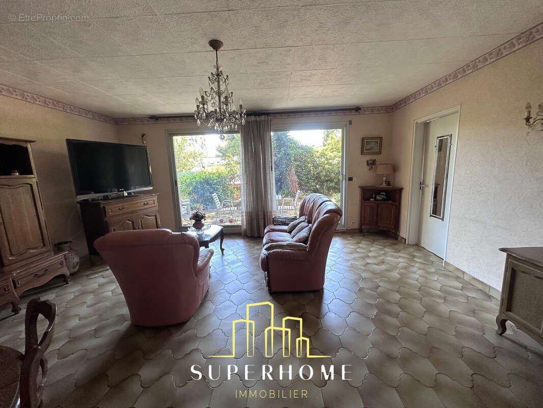 Appartement à MARSEILLE-12E