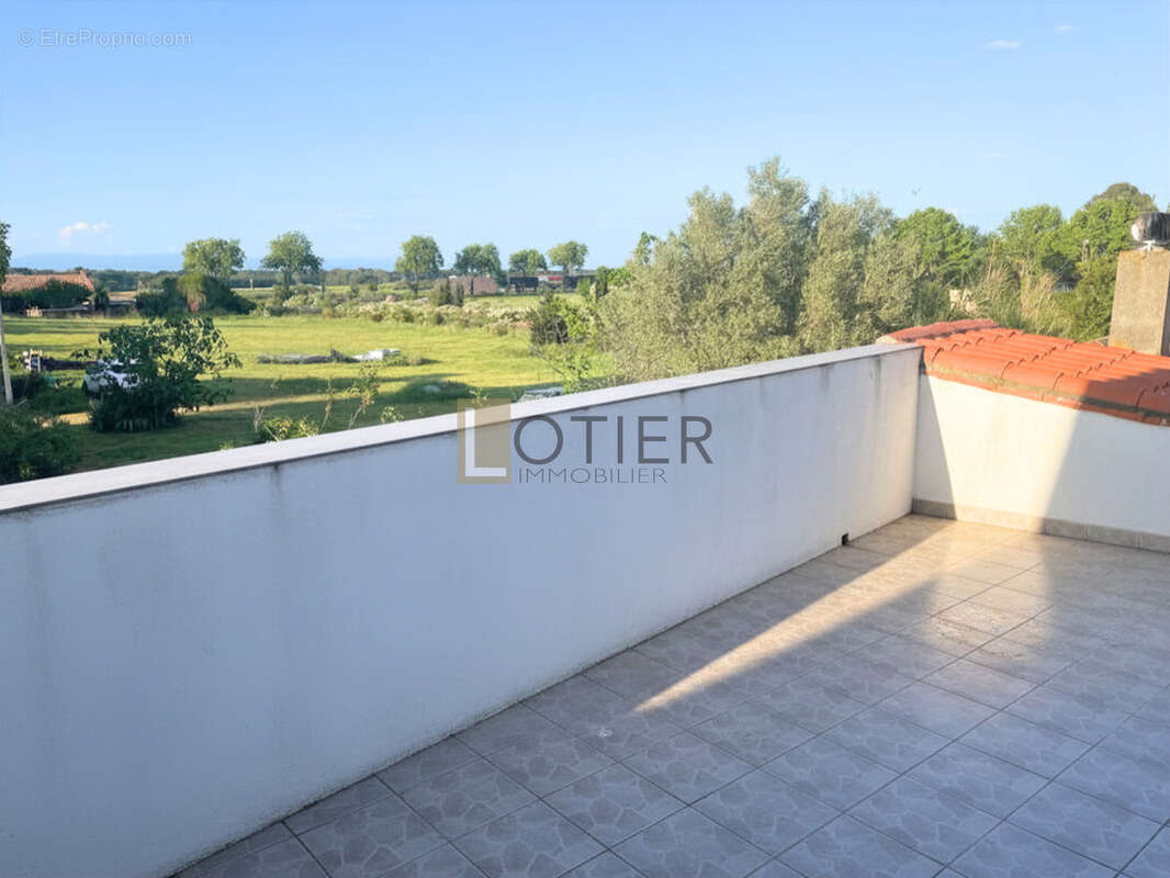 Appartement à CAPENDU