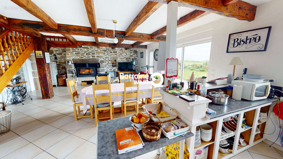 Maison à PLOUGONVELIN