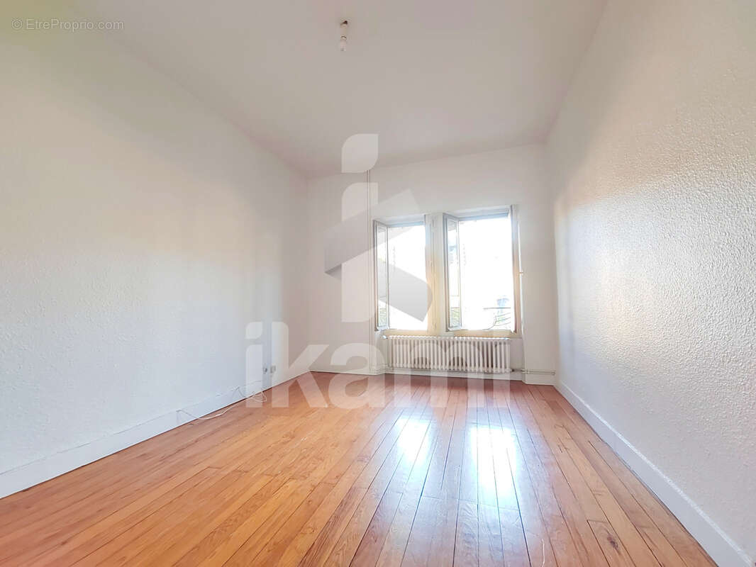 Appartement à AIX-LES-BAINS