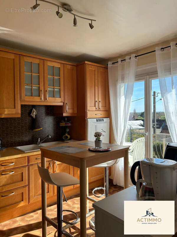 Maison 70 m² à Joigny  - photo 6