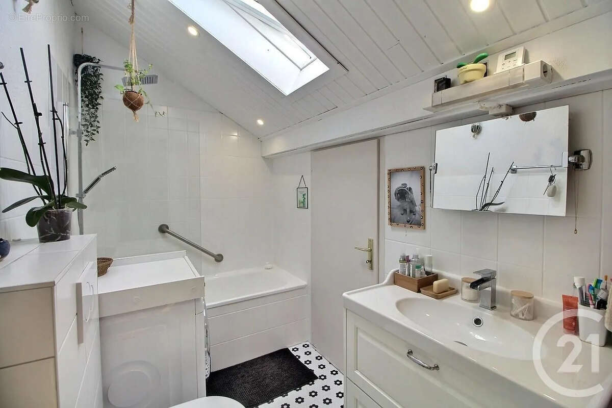 Appartement à EVIAN-LES-BAINS