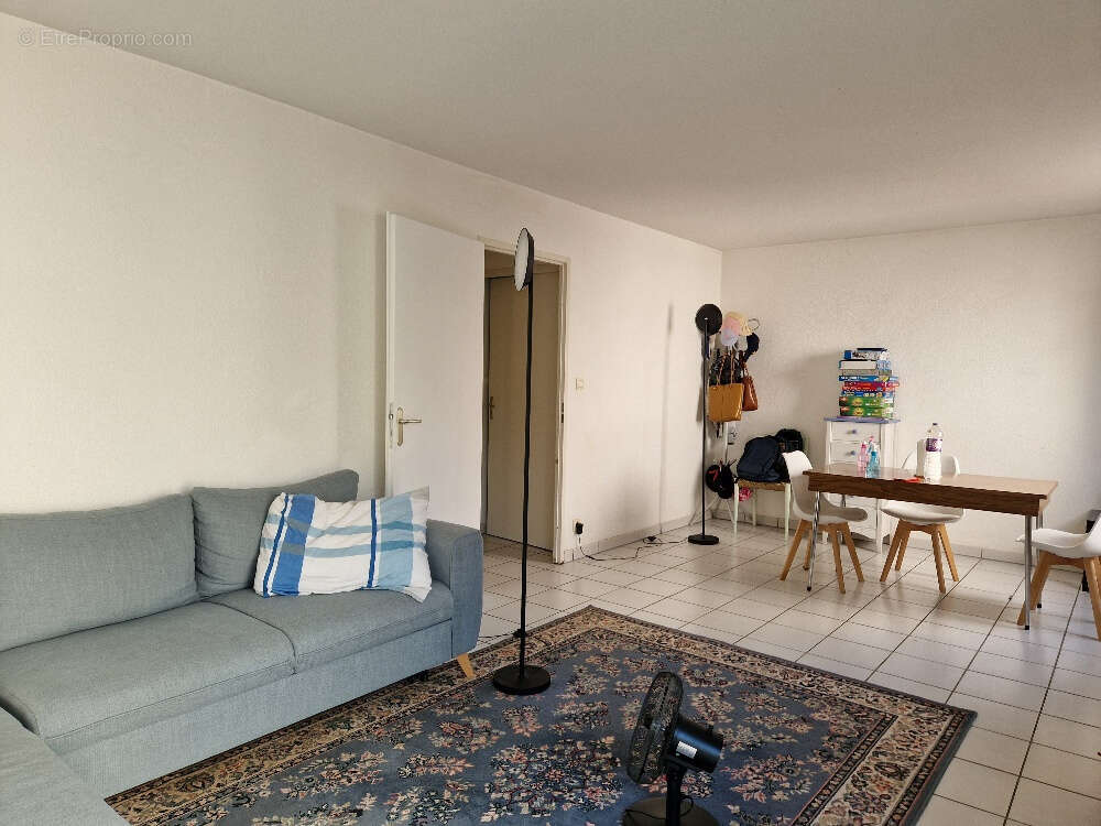 Maison à GENESTON