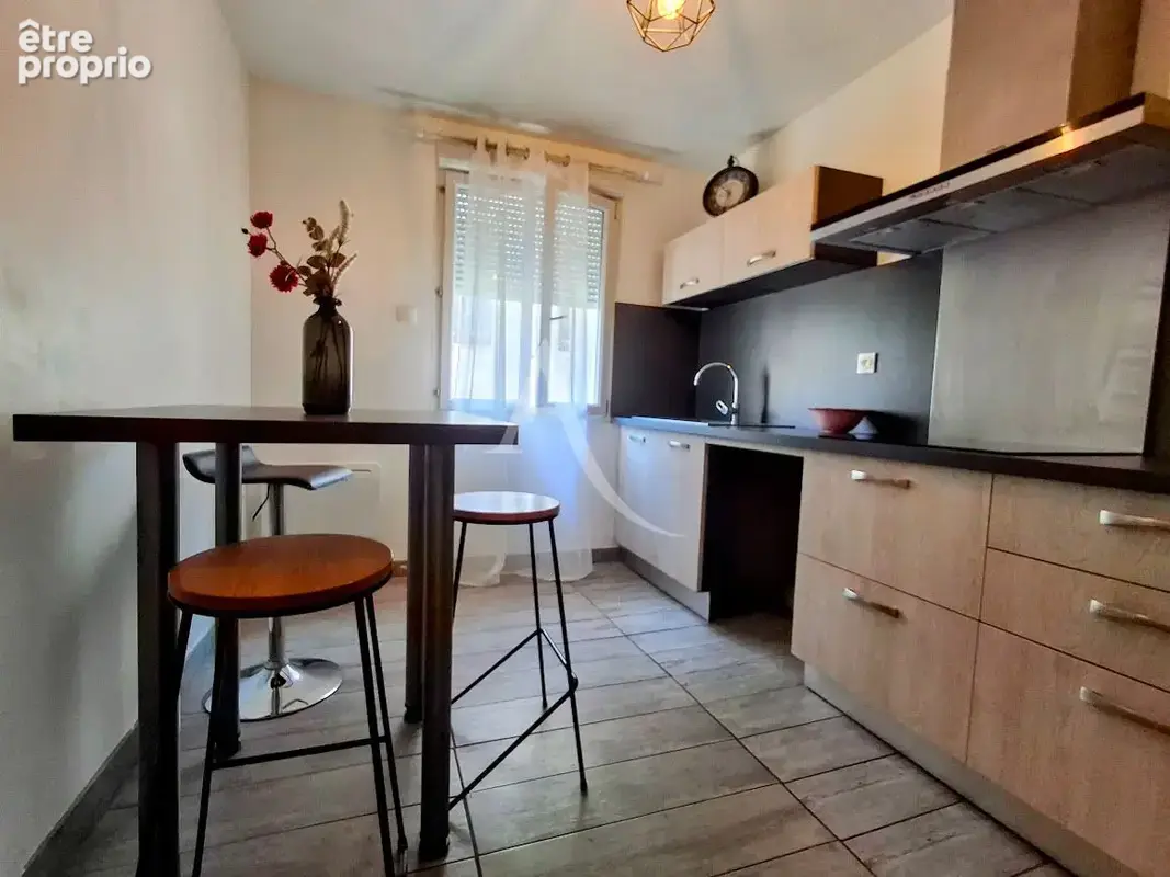 BEDARIEUX  a saisir ! Appartement spacieux au 2ème étage - photo 8
