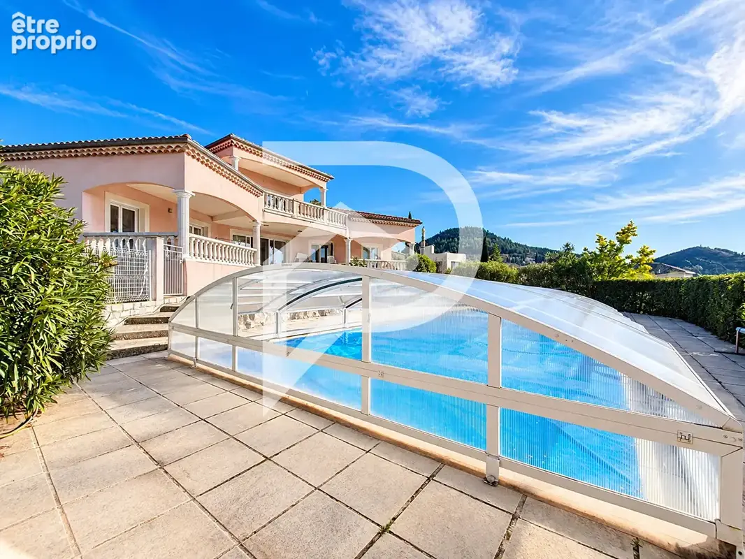 Maison à vendre Villeneuve De Berg 6 pièce(s) 230 m2 - photo 9