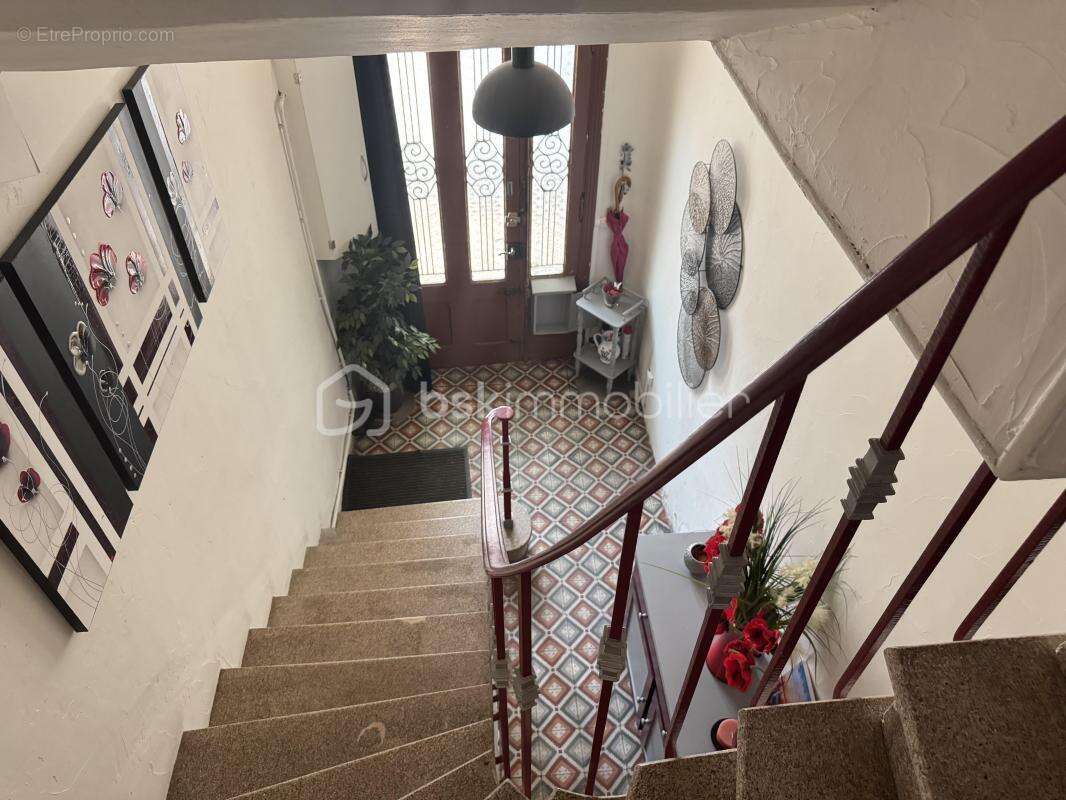Appartement à LEZIGNAN-CORBIERES