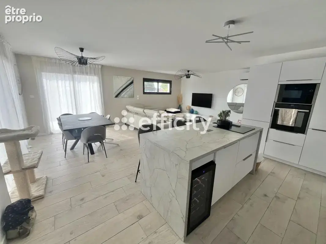 Maison 5 pièces 90 m² à vendre à Pont-Saint-Martin (44860) - photo 6