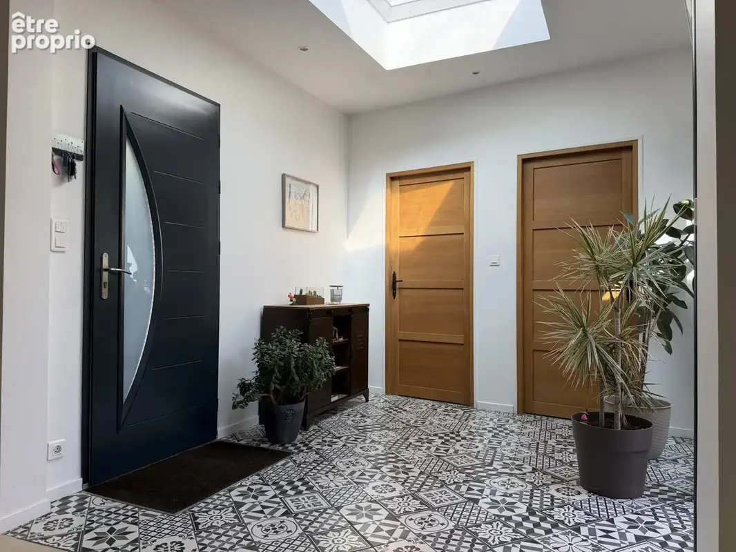 AIZENAY, maison en pierres de 158 m2 sur 422 m2 de terrain - photo 3