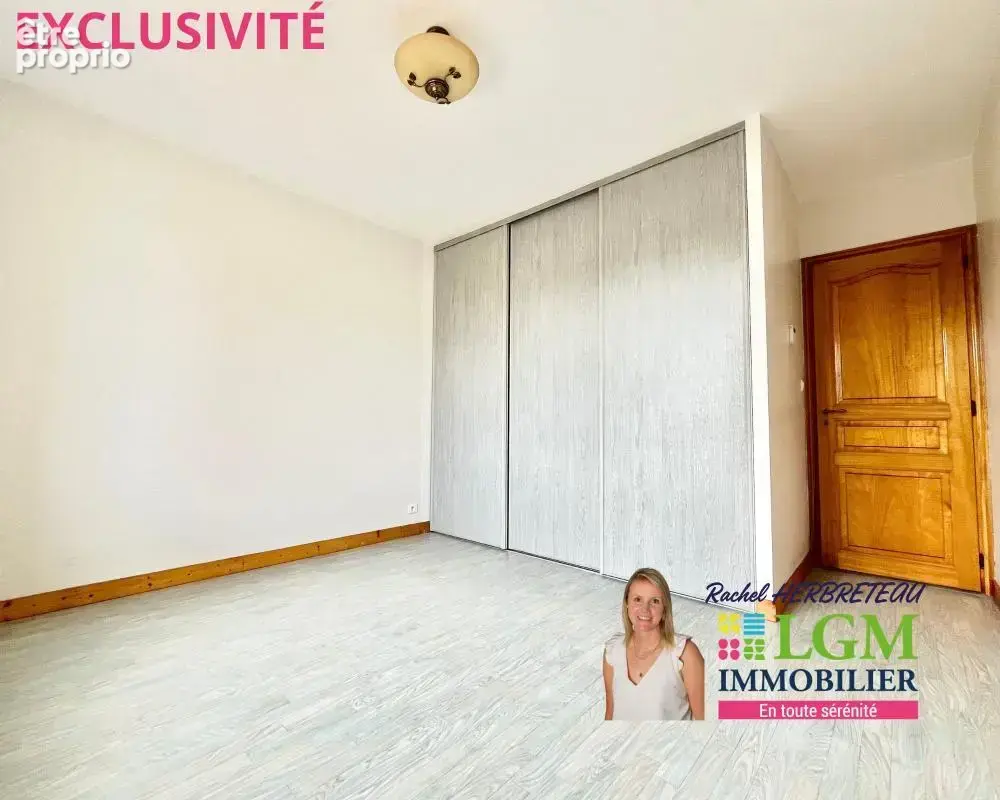 Maison À Vendre - Landeronde – Maison lumineuse avec grand terrain et dépendances - photo 9
