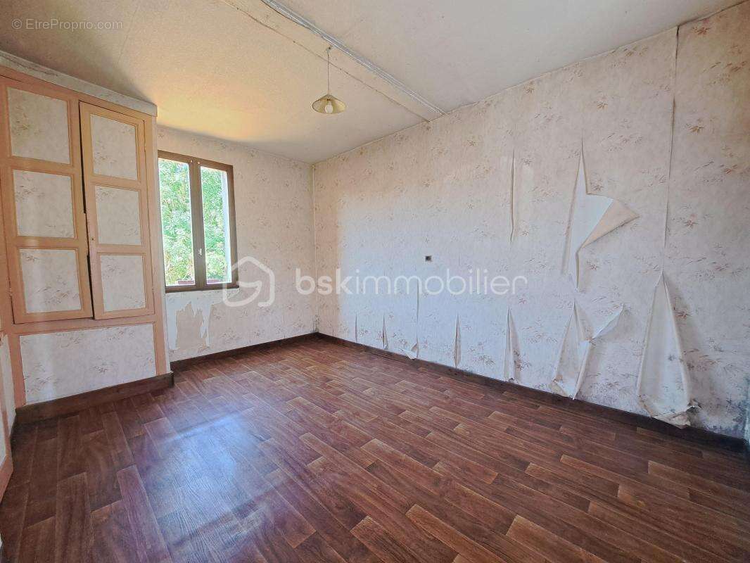Maison a restaurer avec vie de plain pied a eaucourt-sur-somme - photo 7