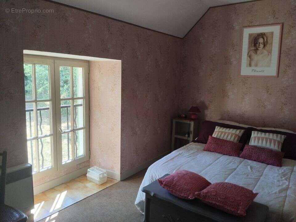 Maison 114 m² à Chatillon-En-Bazois  - photo 7