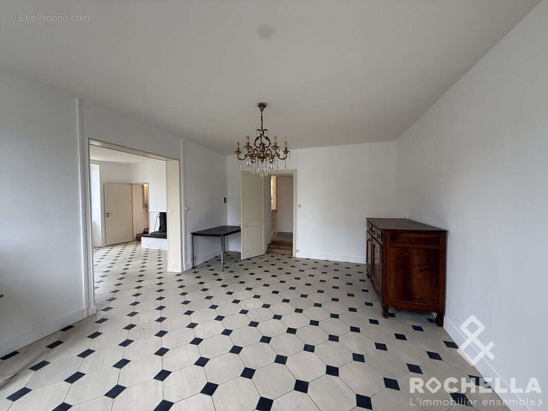 Maison à SAINT-XANDRE