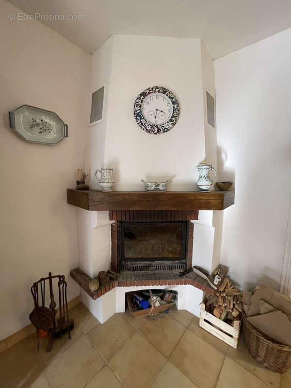 Maison à BAGNOLS-EN-FORET