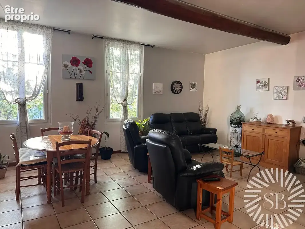 Maison de village avec terrasse et garage - photo 4