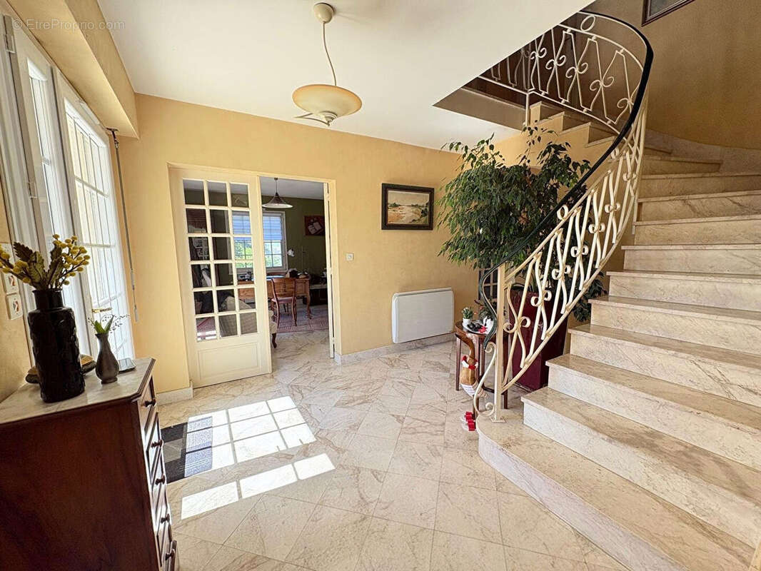 Maison à LA CROIX-EN-TOURAINE